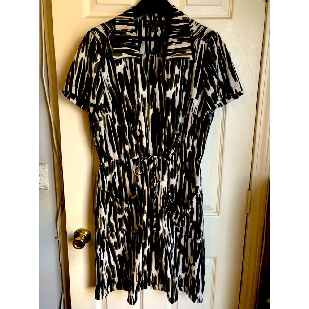 Connected apparel zip up size 14 dress with tie waist